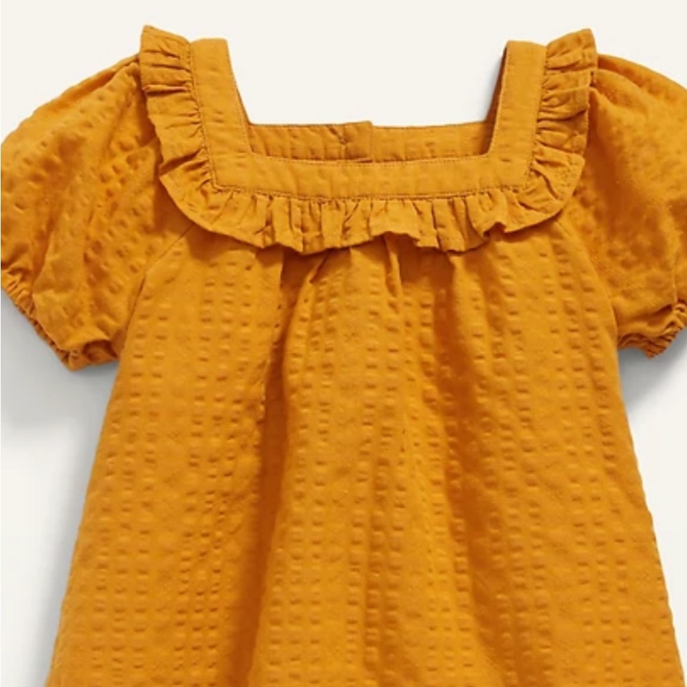 Ruffle searsucker puff sleeve top for toddler size 3 color gold yellow. Old nav